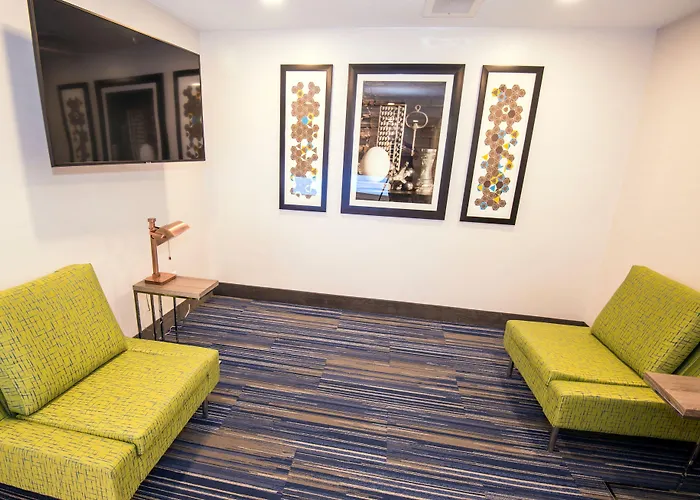 Holiday Inn Express Hotel & Suites-Hinton By Ihg